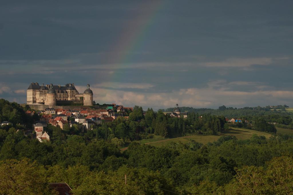 La Maison Du Bonheur Anlhiac Buitenkant foto